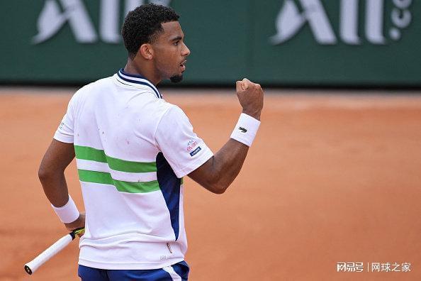 开云体育官网-IW男单第三轮下半区前瞻:兹维过关无虞,辛纳再会沙波!